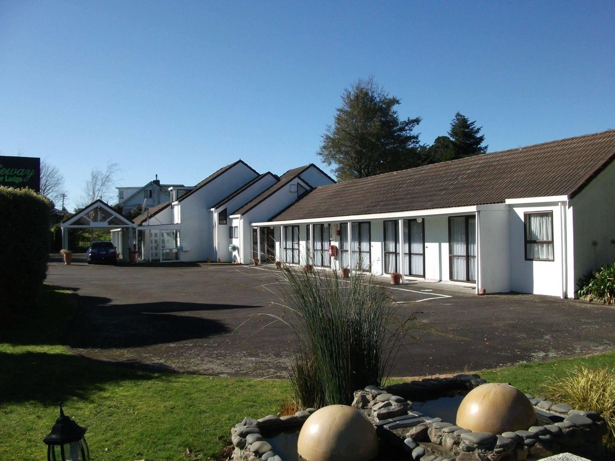 Gateway Motor Lodge Dannevirke Exterior photo
